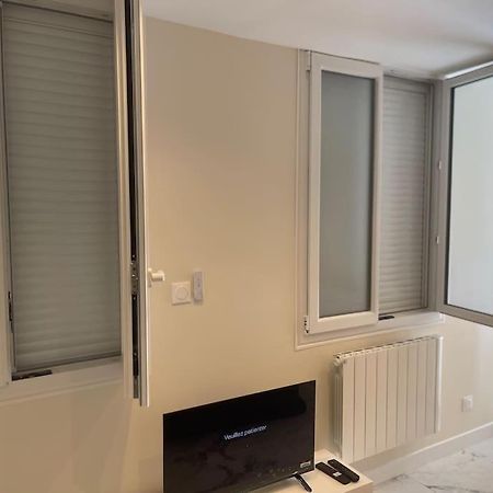 Le Petit-Beauvoisine Apartment รูออง ภายนอก รูปภาพ