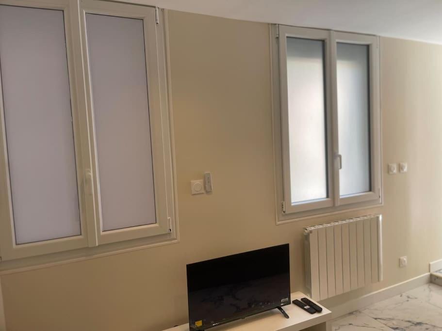 Le Petit-Beauvoisine Apartment รูออง ภายนอก รูปภาพ