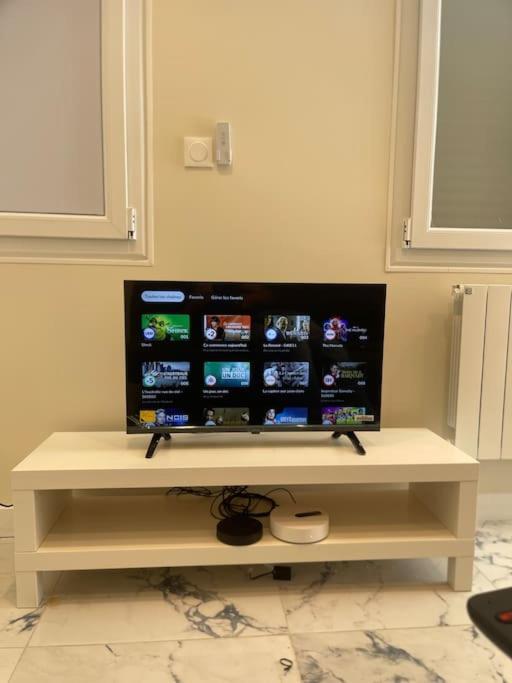 Le Petit-Beauvoisine Apartment รูออง ภายนอก รูปภาพ
